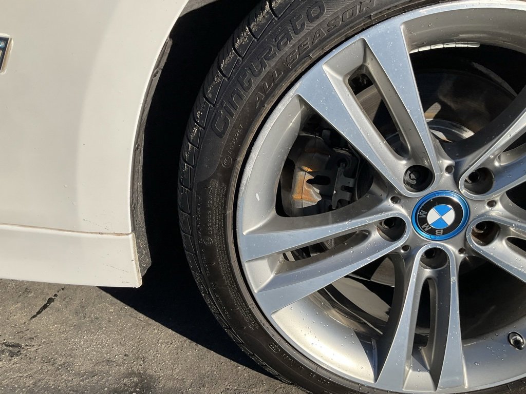 Used 2017 BMW 330e image 72