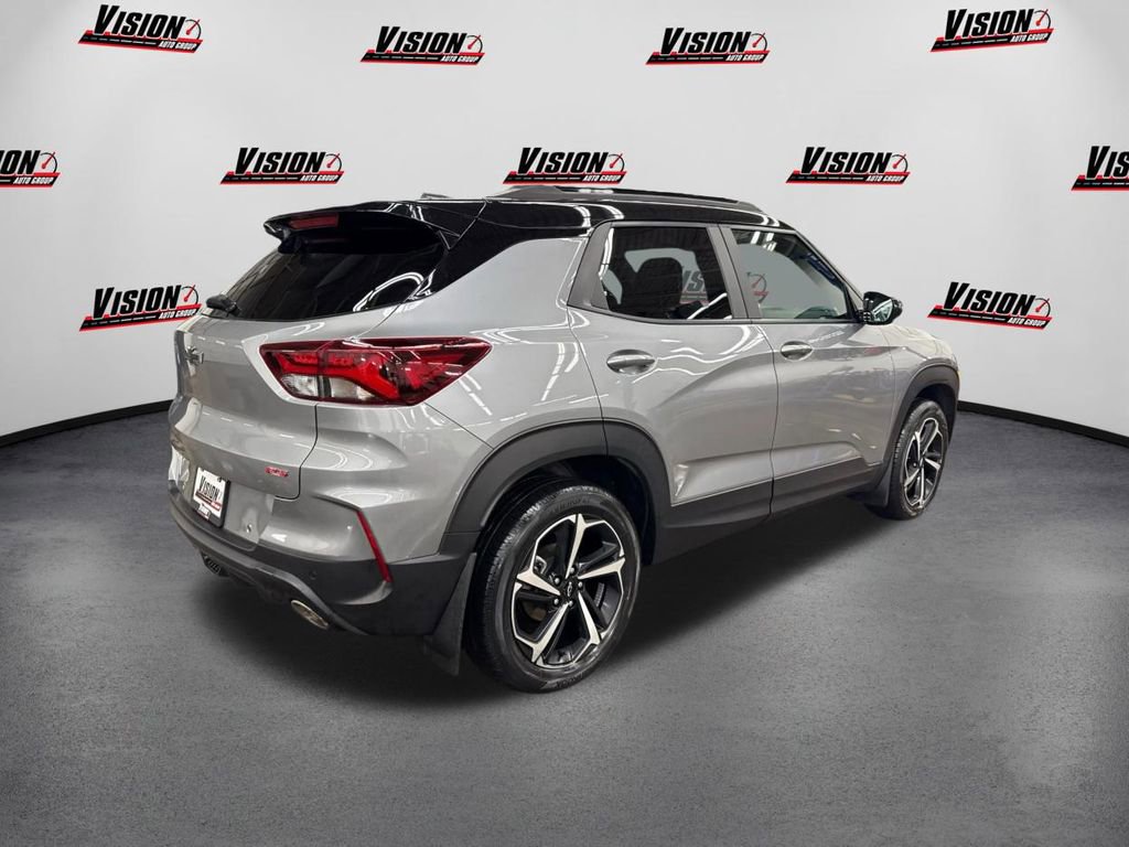 Used 2023 Chevrolet TrailBlazer RS w/ Sun and Liftgate Package image 5