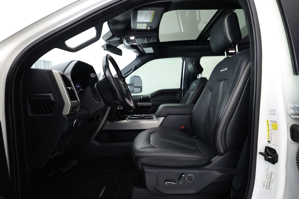 Used 2022 Ford F350 Platinum image 14