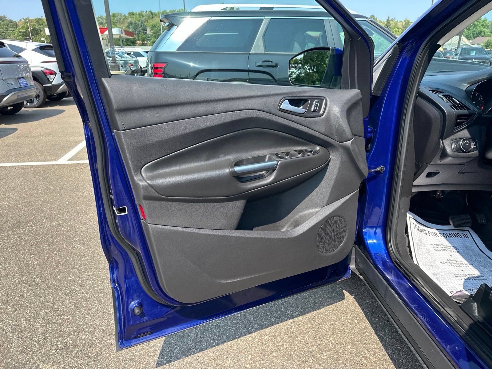 Used 2015 Ford Escape SE FWD image 17