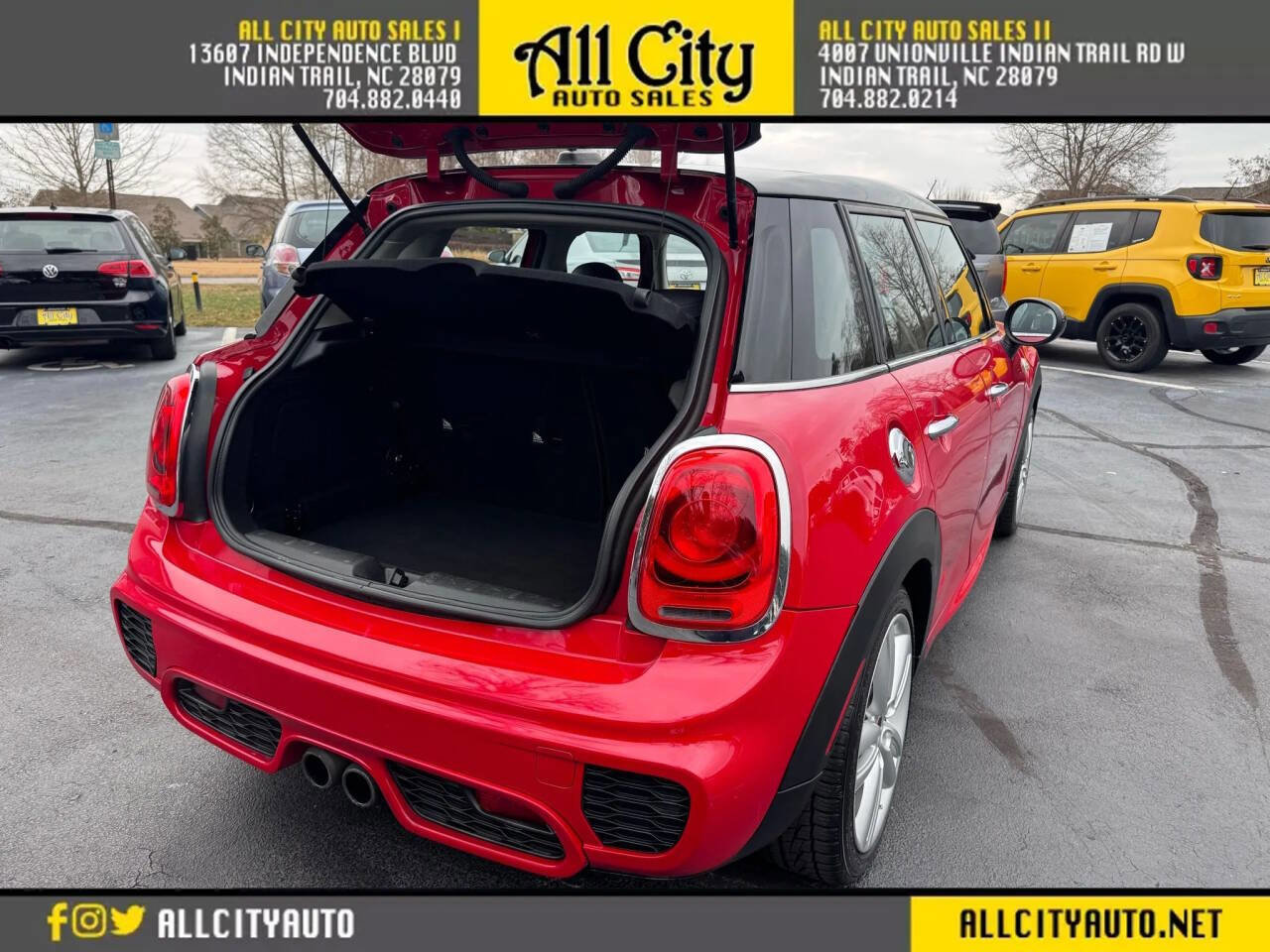 Used 2015 MINI Cooper S image 32