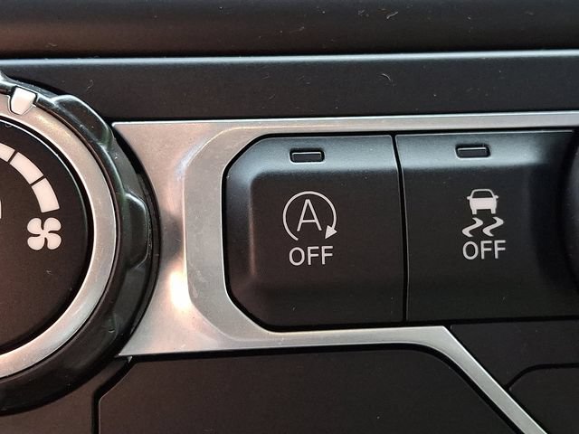 Used 2020 Jeep Wrangler Sport AWD/4WD image 22