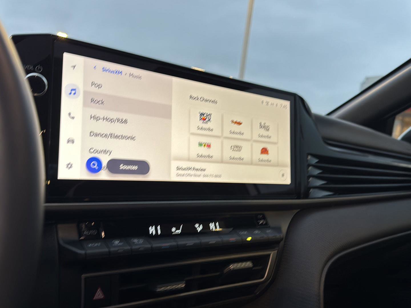 Certified 2025 Toyota Camry SE image 21