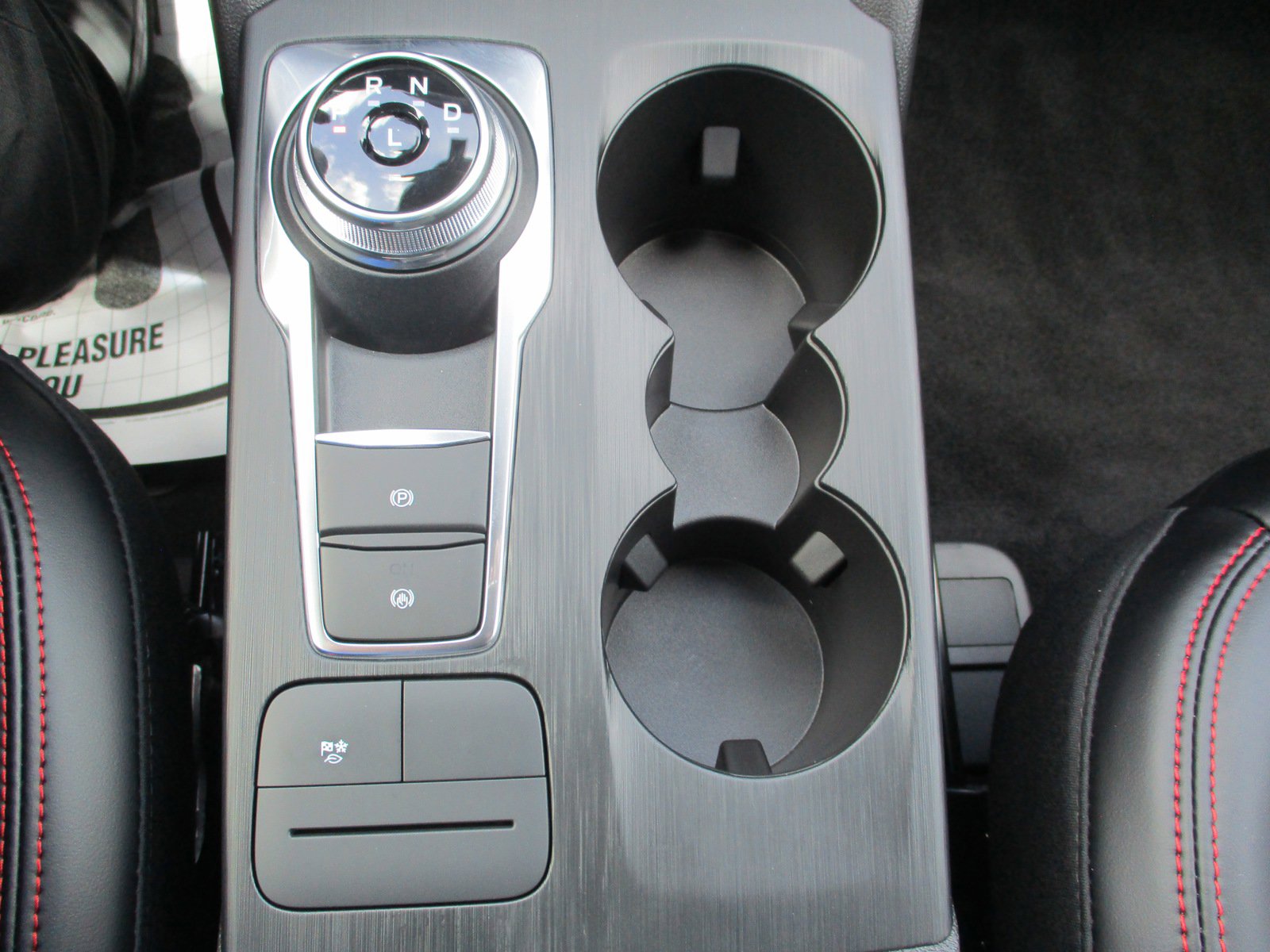 New 2024 Ford Escape ST-Line w/ Equipment Group 301A image 14