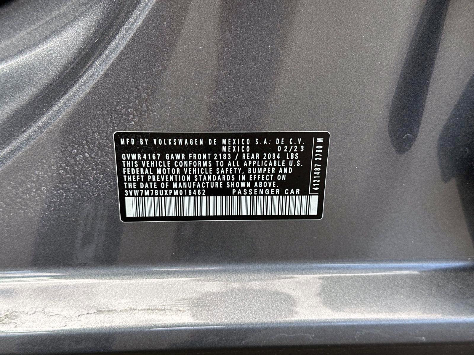 Used 2023 Volkswagen Jetta SE w/ Panoramic Sunroof Package image 29