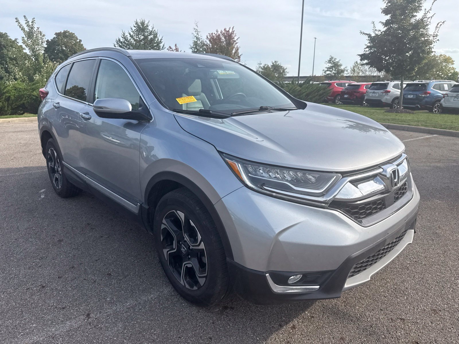 Used 2018 Honda CR-V Touring image 3