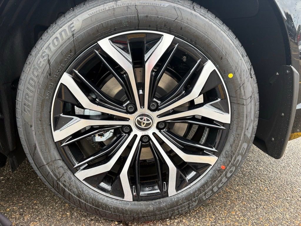 New 2026 Toyota Crown Signia image 24