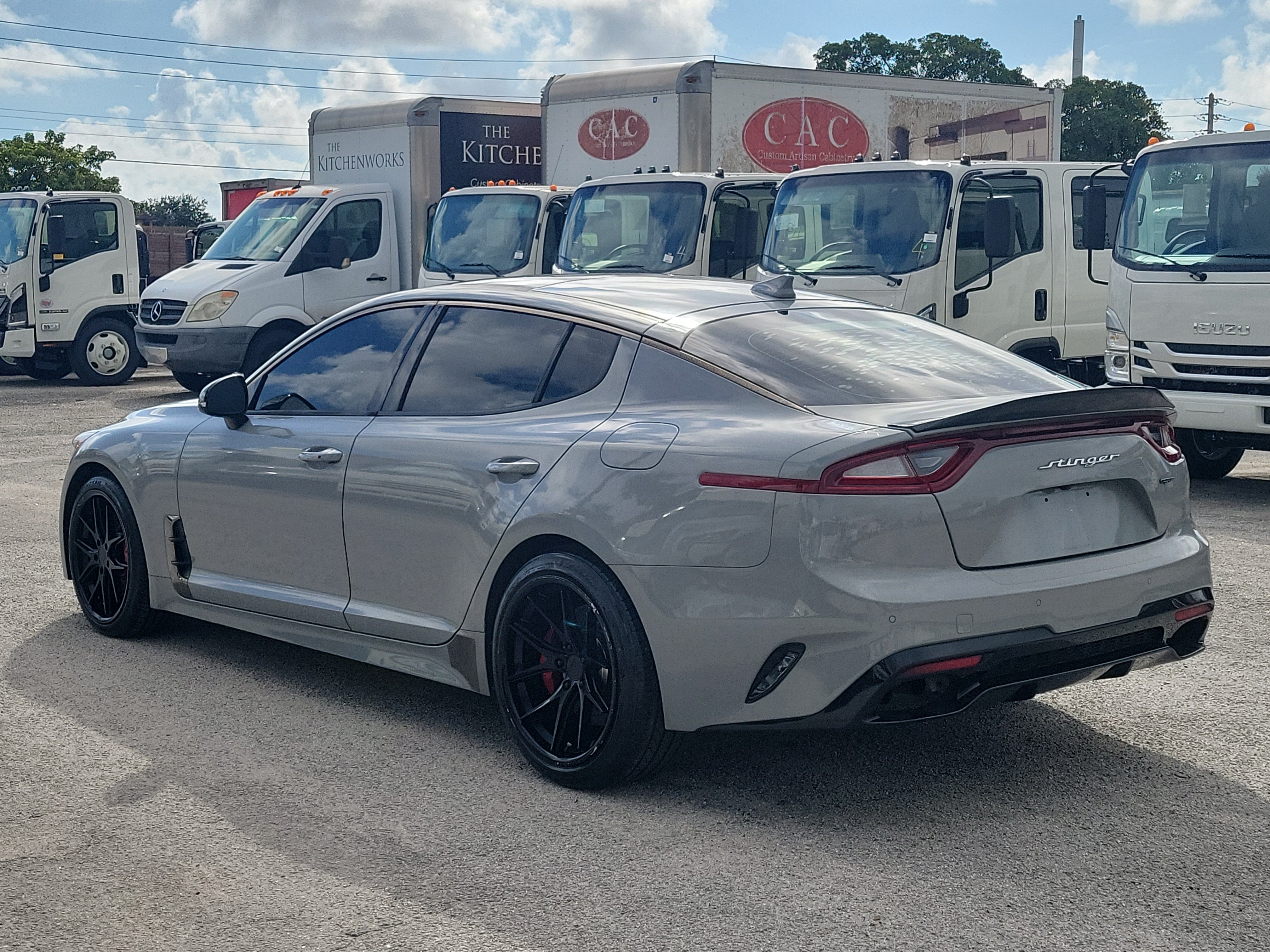 Used 2020 Kia Stinger GT1 RWD image 5