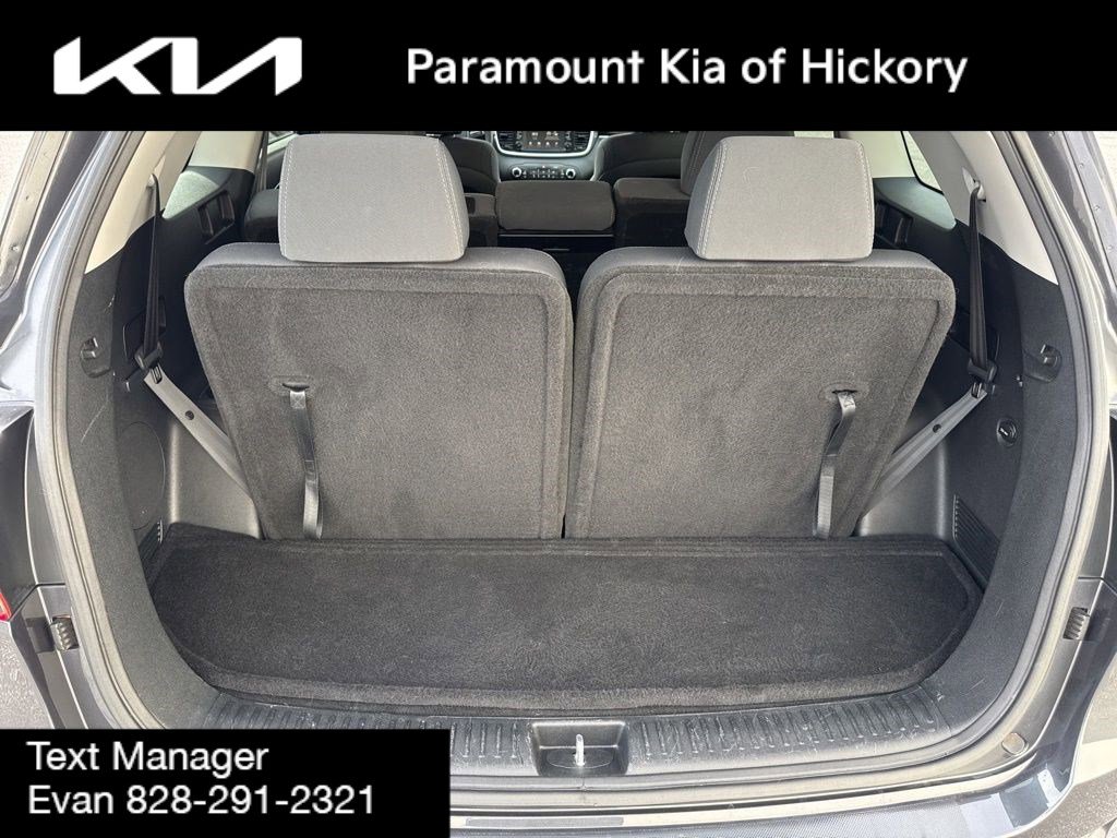 Used 2019 Kia Sorento LX image 11