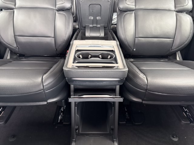 New 2027 Lincoln Navigator L Reserve AWD/4WD image 16