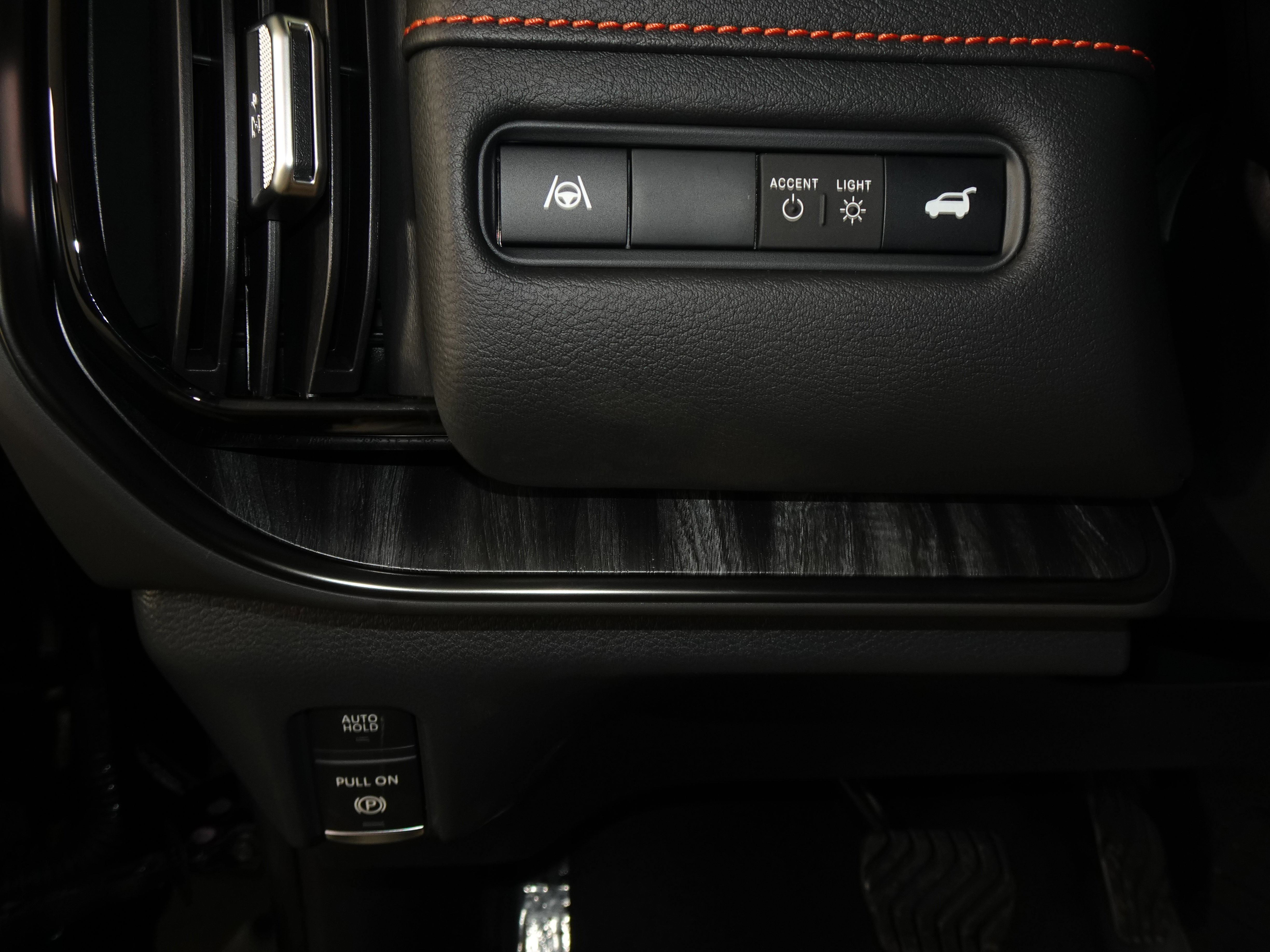 New 2026 Nissan Armada PRO-4X image 38