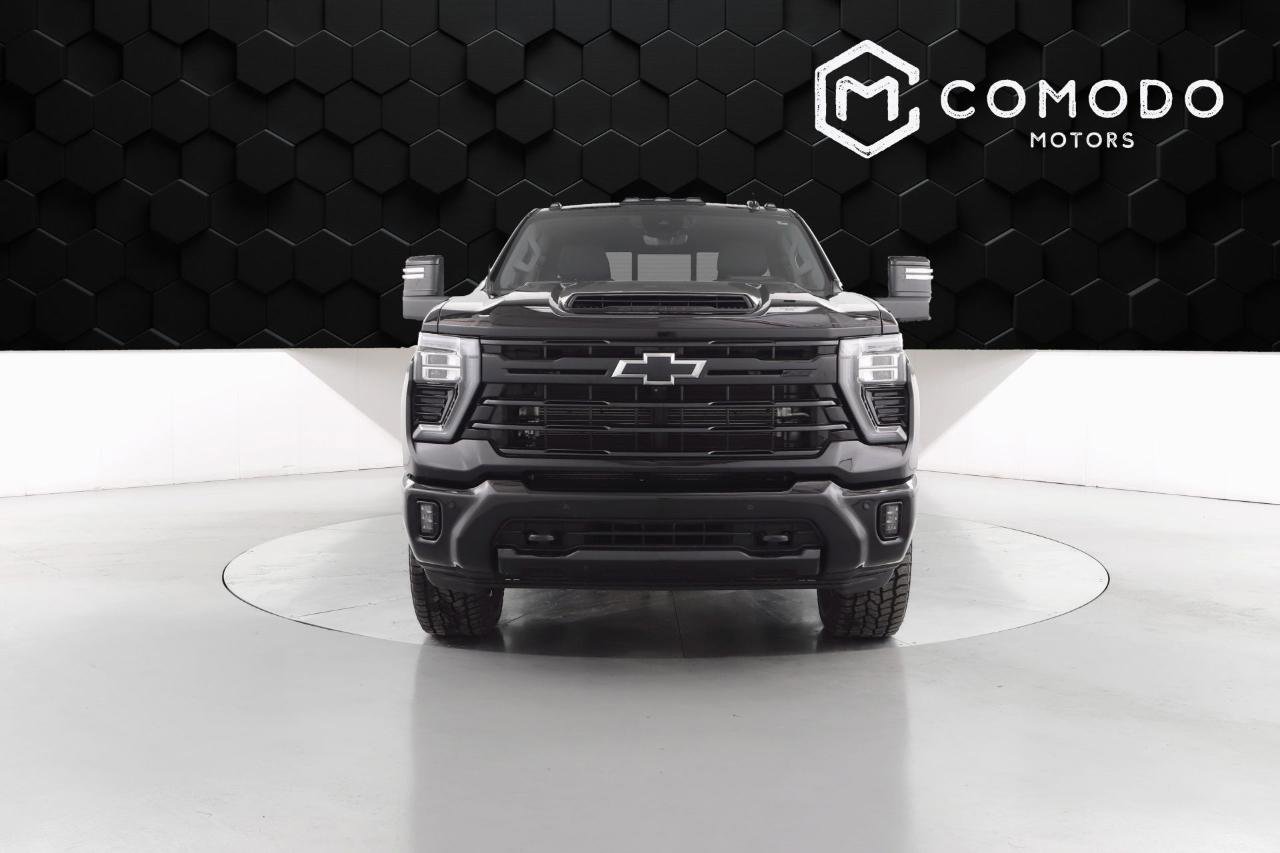 Used 2024 Chevrolet Silverado 2500 LTZ w/ LTZ Plus Package image 8