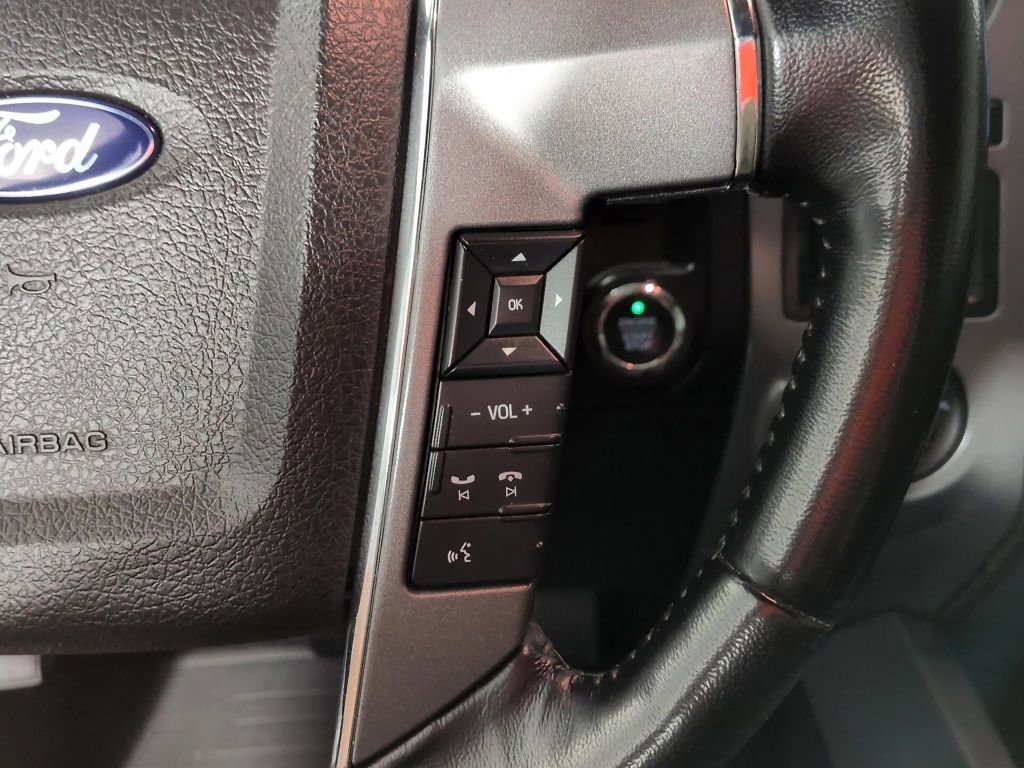 Used 2016 Ford Expedition Platinum AWD/4WD image 24