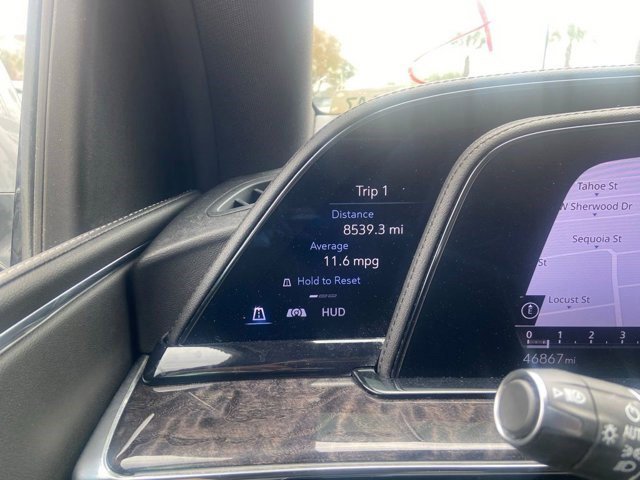 Certified 2023 Cadillac Escalade ESV Premium Luxury w/ Performance Package image 23