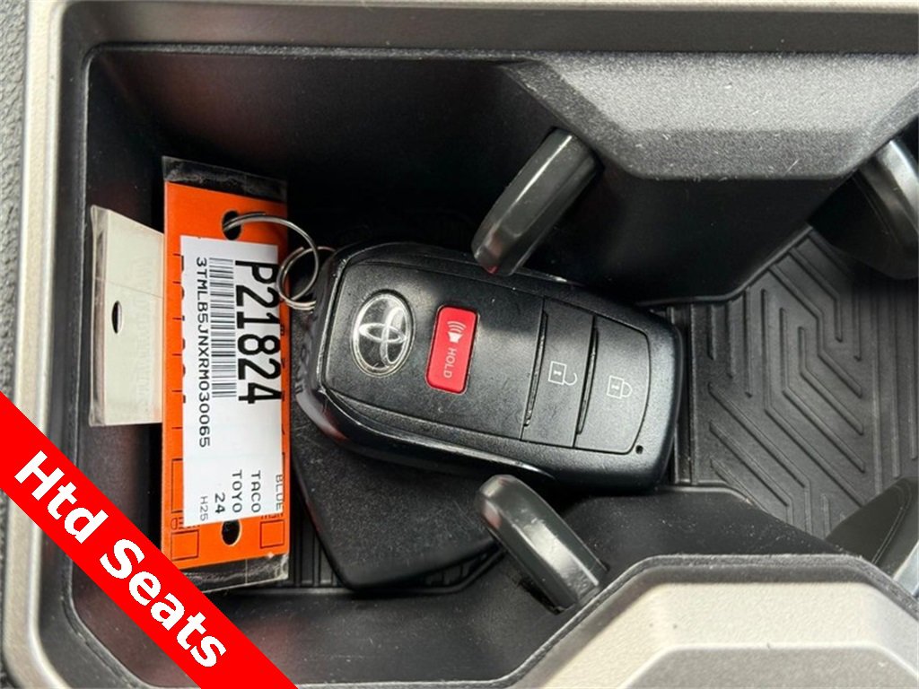 Used 2024 Toyota Tacoma TRD Sport image 31