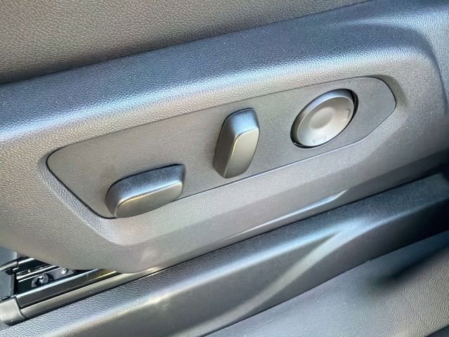 New 2026 GMC Yukon AT4 w/ AT4 Premium Plus Package image 21