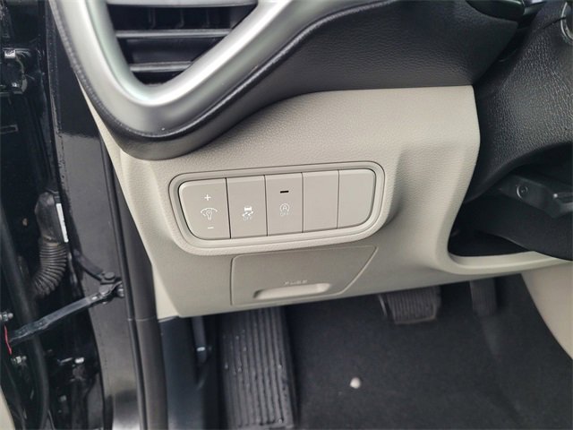 Used 2023 Kia Soul LX w/ LX Technology Package image 22