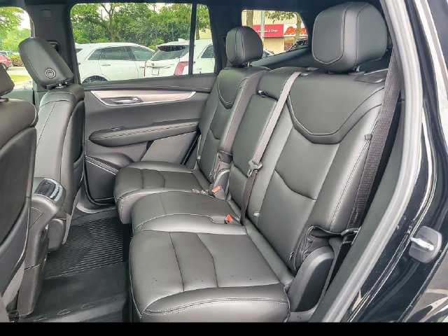 Certified 2023 Cadillac XT6 Luxury w/ LPO, Floor Liner Package AWD/4WD image 17