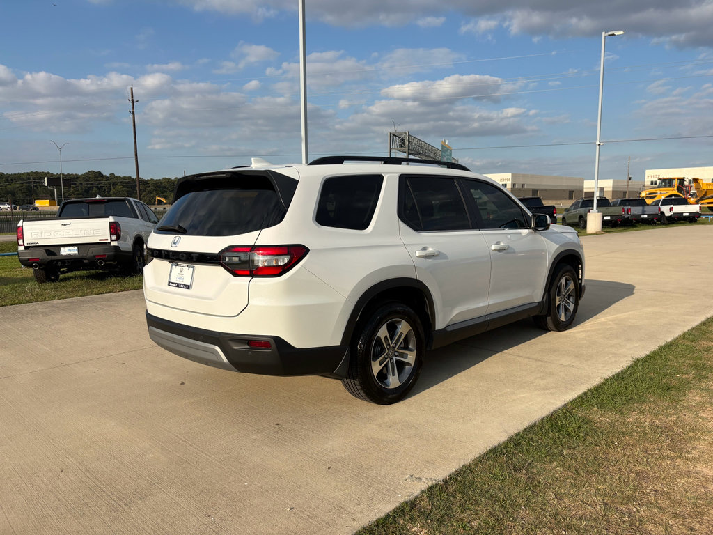 Certified 2025 Honda Pilot EX-L image 8