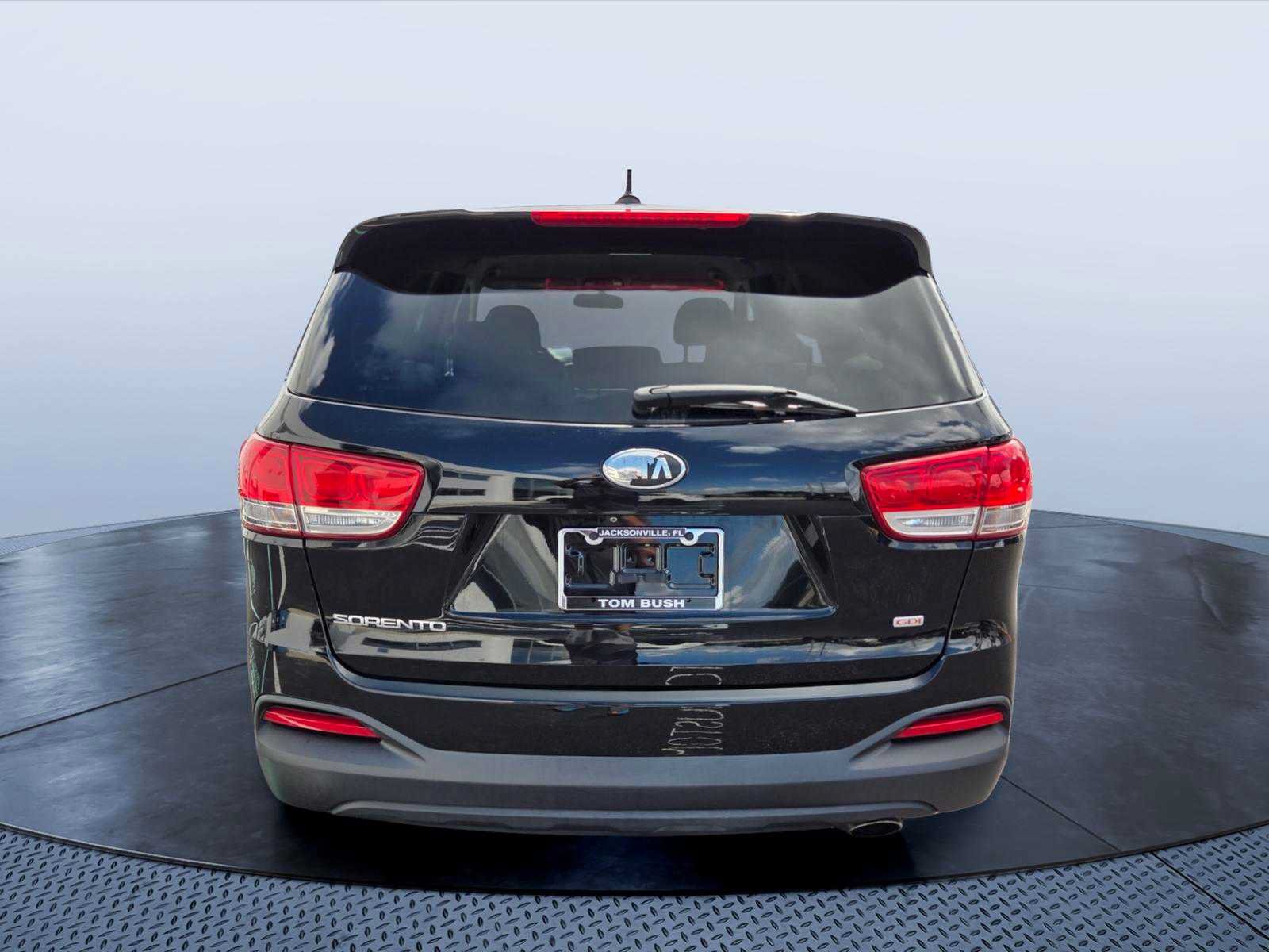 Used 2018 Kia Sorento L FWD image 4
