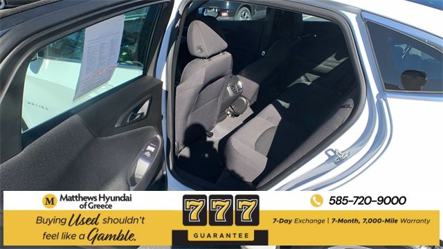 Used 2023 Chevrolet Malibu LT image 17