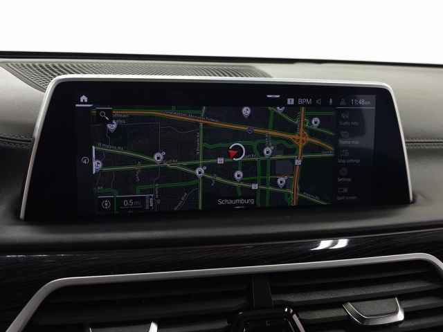 Used 2022 BMW 740i xDrive w/ M Sport Package image 28