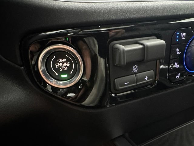 New 2026 Chevrolet Silverado 1500 High Country w/ Technology Package AWD/4WD image 17
