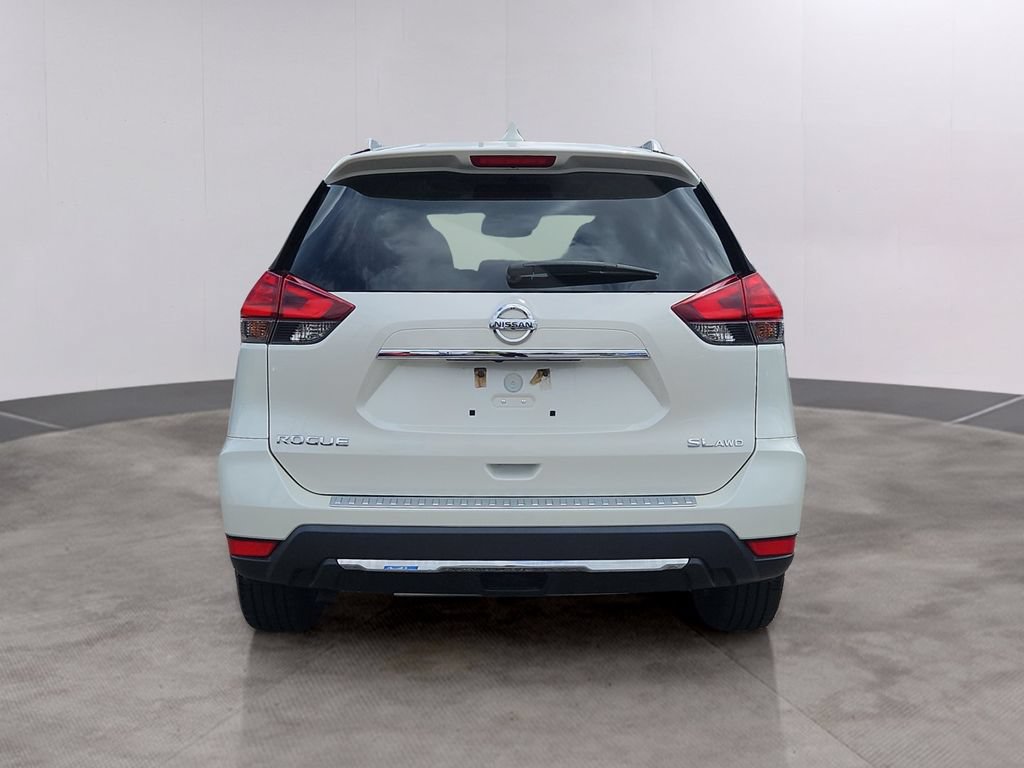 Used 2017 Nissan Rogue SL w/ SL Premium Package AWD/4WD image 5