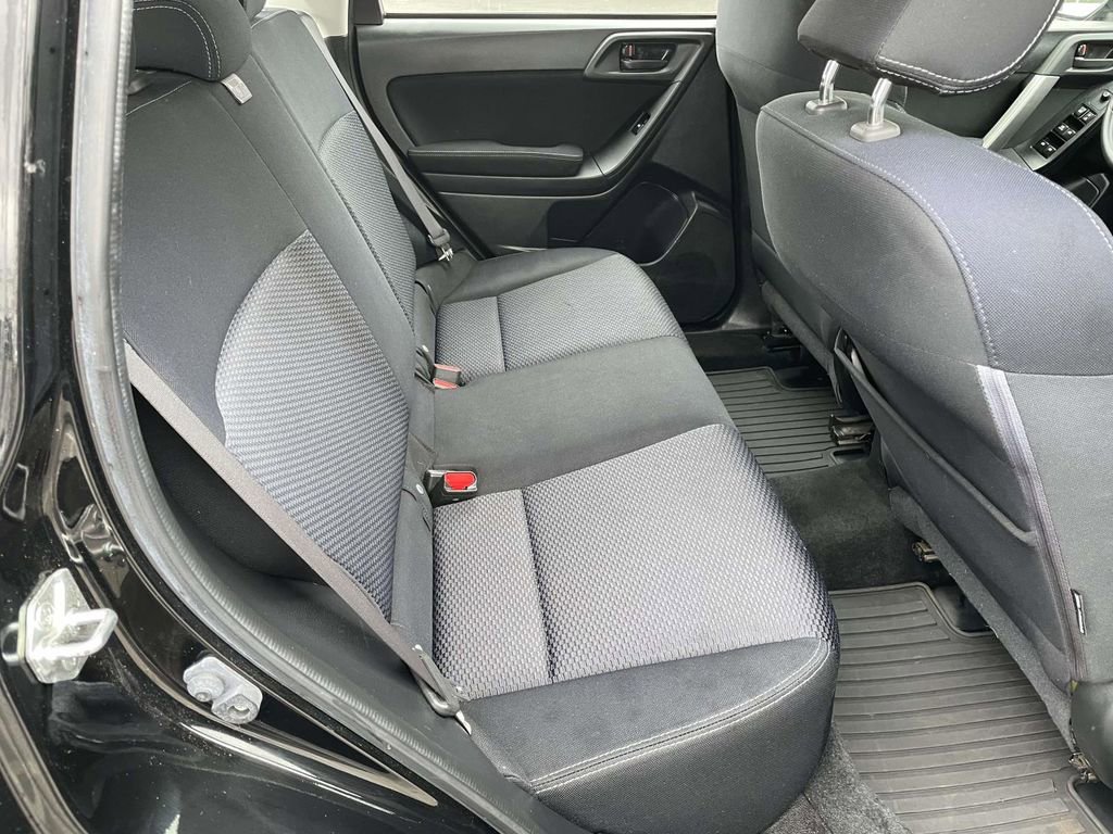 Used 2015 Subaru Forester 2.5i w/ Alloy Wheel Package image 44