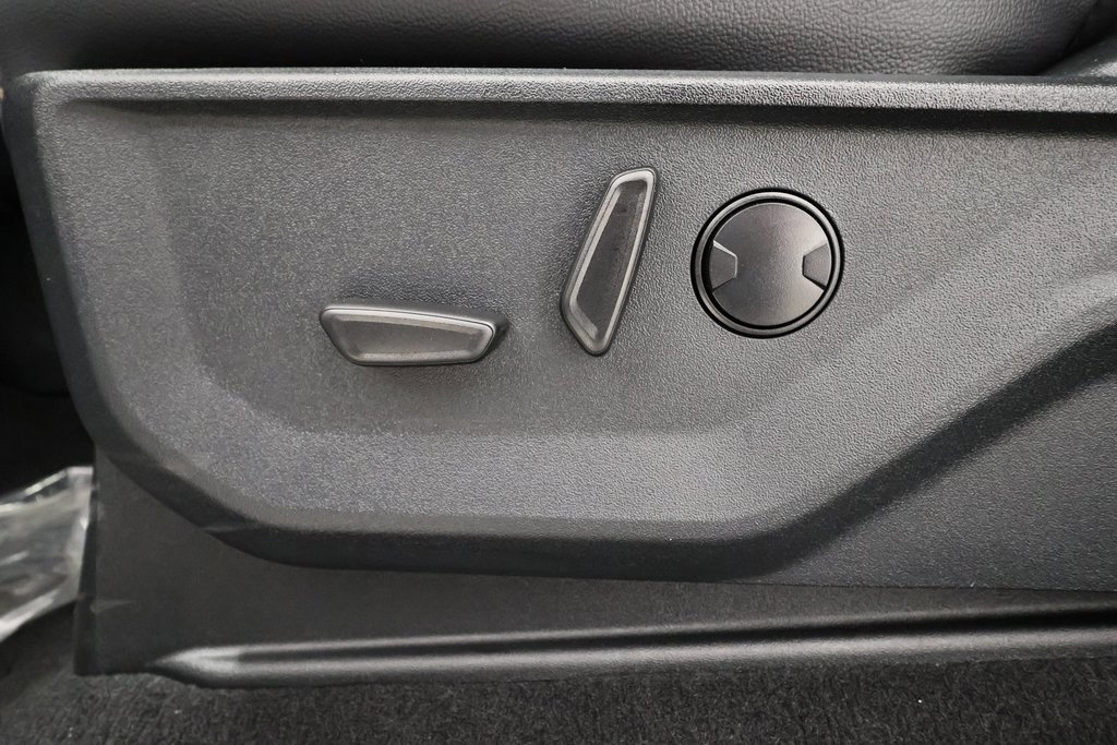 New 2025 Ford F350 Lariat w/ Lariat Ultimate Package image 12