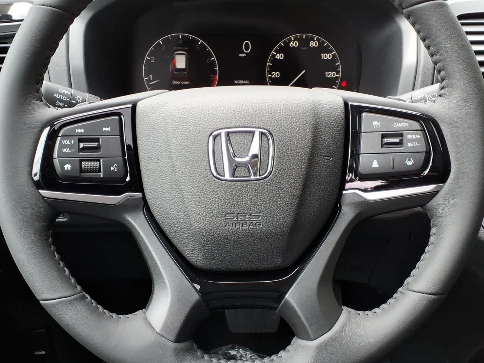 New 2026 Honda Odyssey Touring image 15