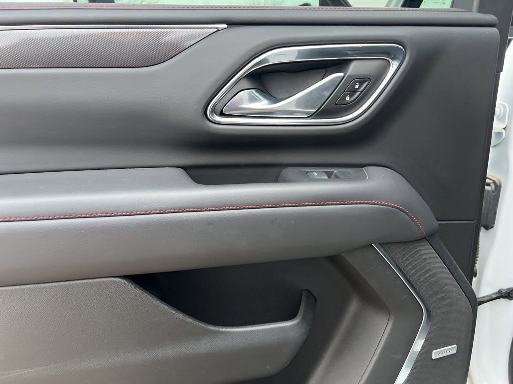 Used 2022 Chevrolet Suburban RST w/ Luxury Package image 28