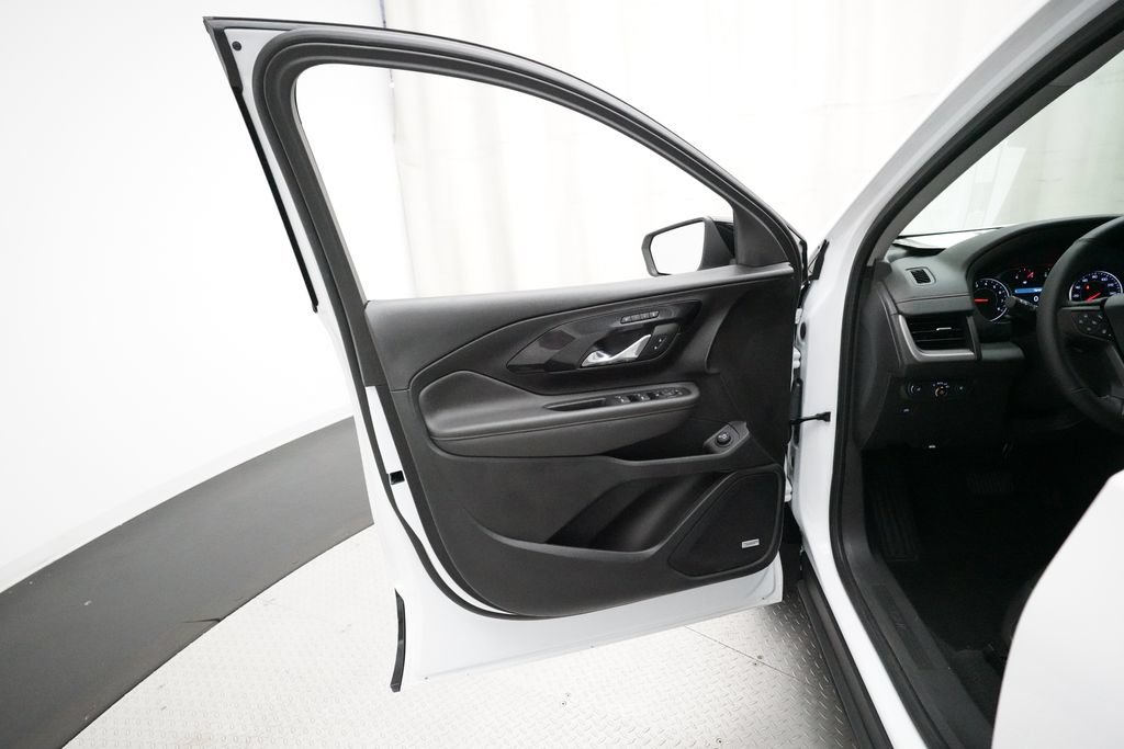 Used 2023 GMC Terrain AT4 w/ Infotainment Package II AWD/4WD image 28
