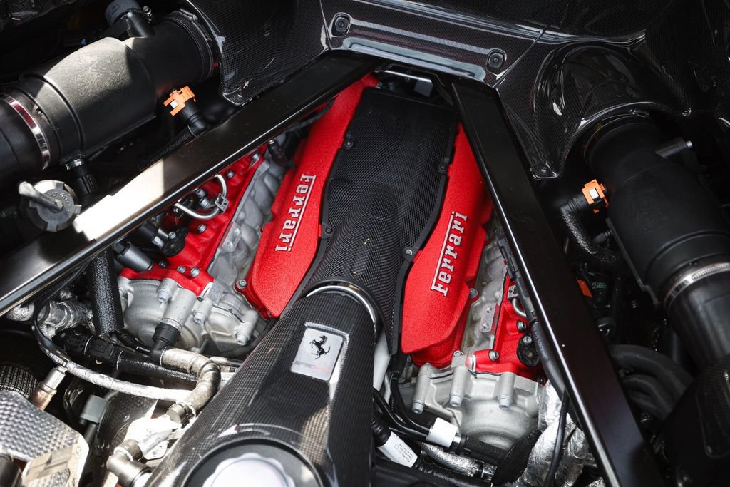 Used 2021 Ferrari SF90 Stradale AWD/4WD image 26