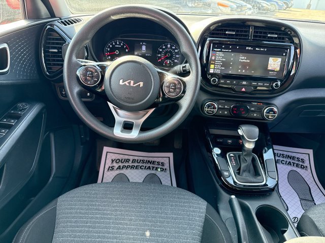 Used 2022 Kia Soul S FWD image 14