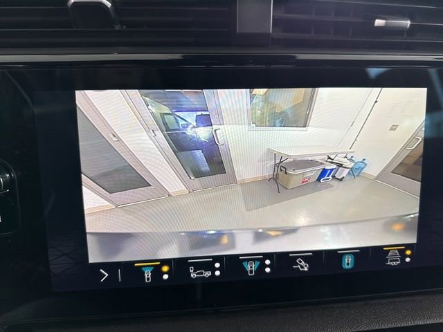 Used 2023 GMC Sierra 1500 AT4 w/ AT4 Premium Package image 25