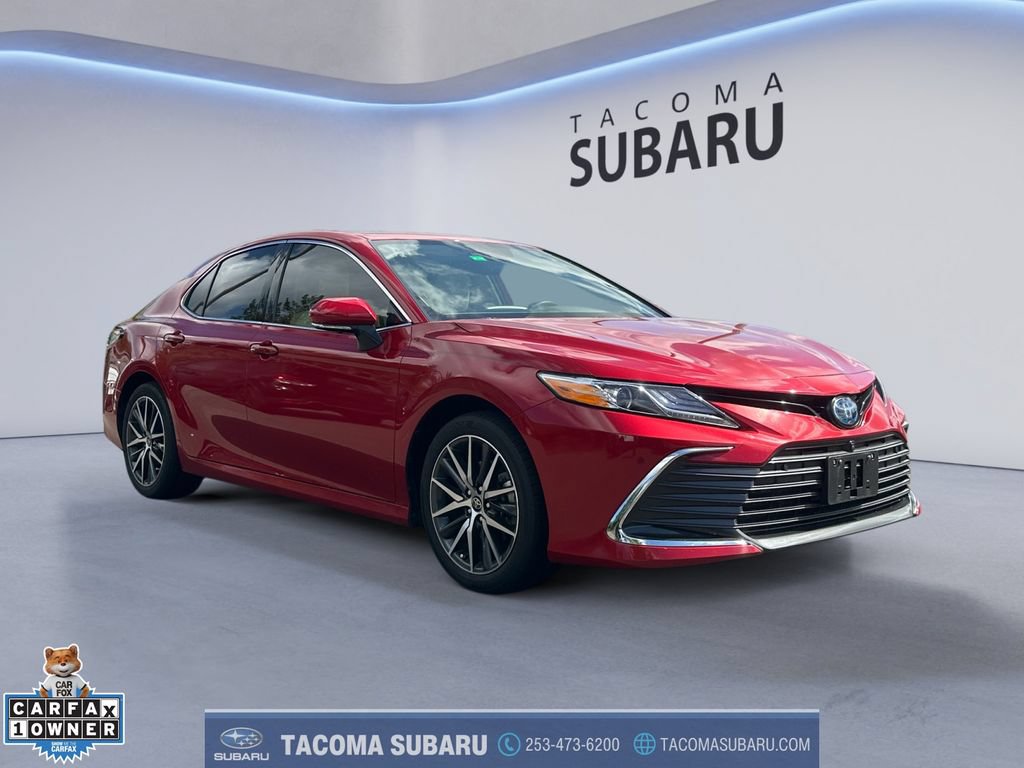 Used 2024 Toyota Camry XLE w/ Navigation Package FWD image 7