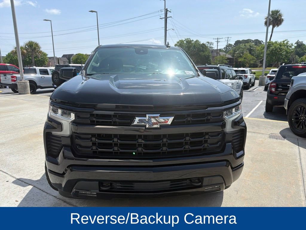 Used 2023 Chevrolet Silverado 1500 RST AWD/4WD image 2