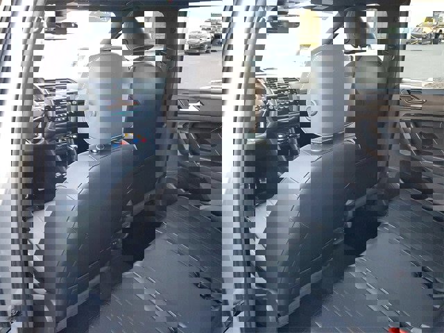 Certified 2022 Volkswagen Tiguan SE R-Line image 10