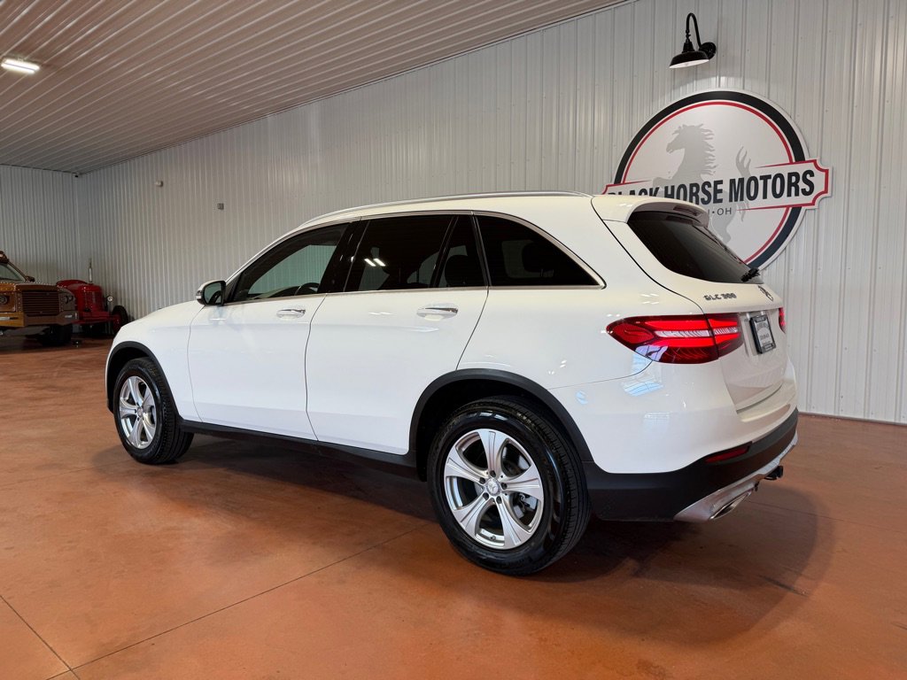 Used 2017 Mercedes-Benz GLC 300 4MATIC image 11