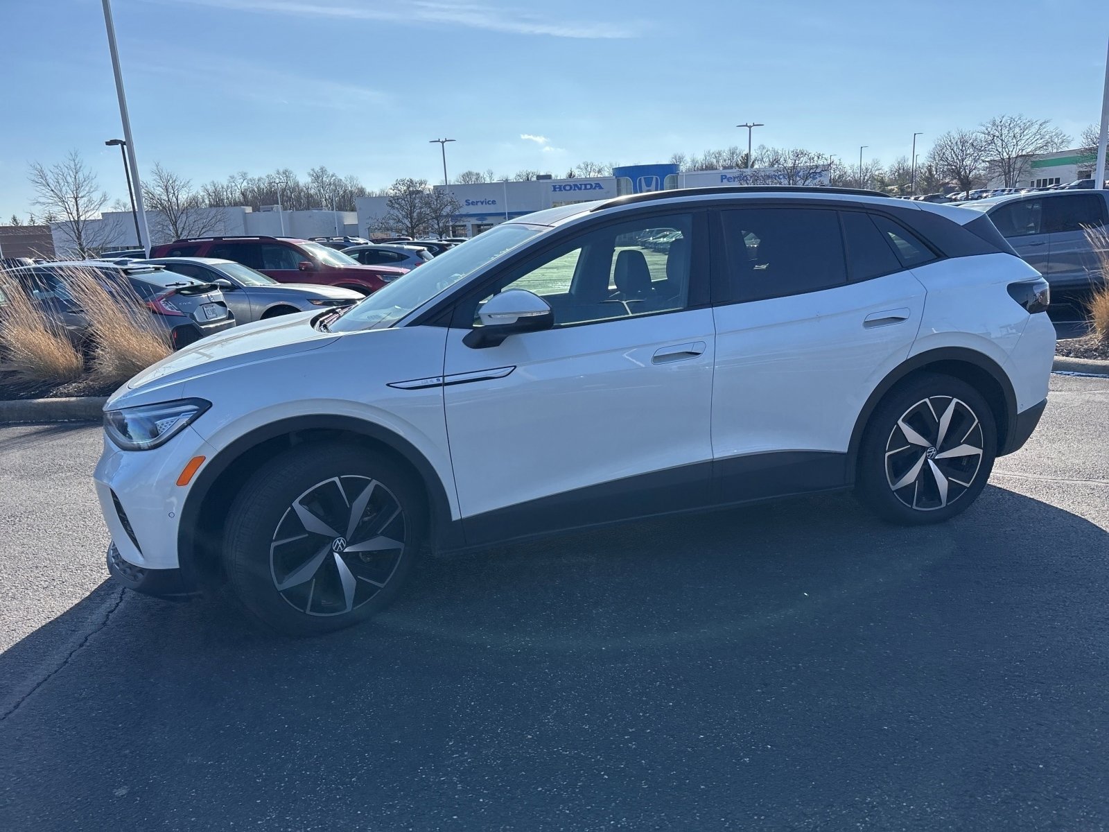 Used 2023 Volkswagen ID.4 S image 14