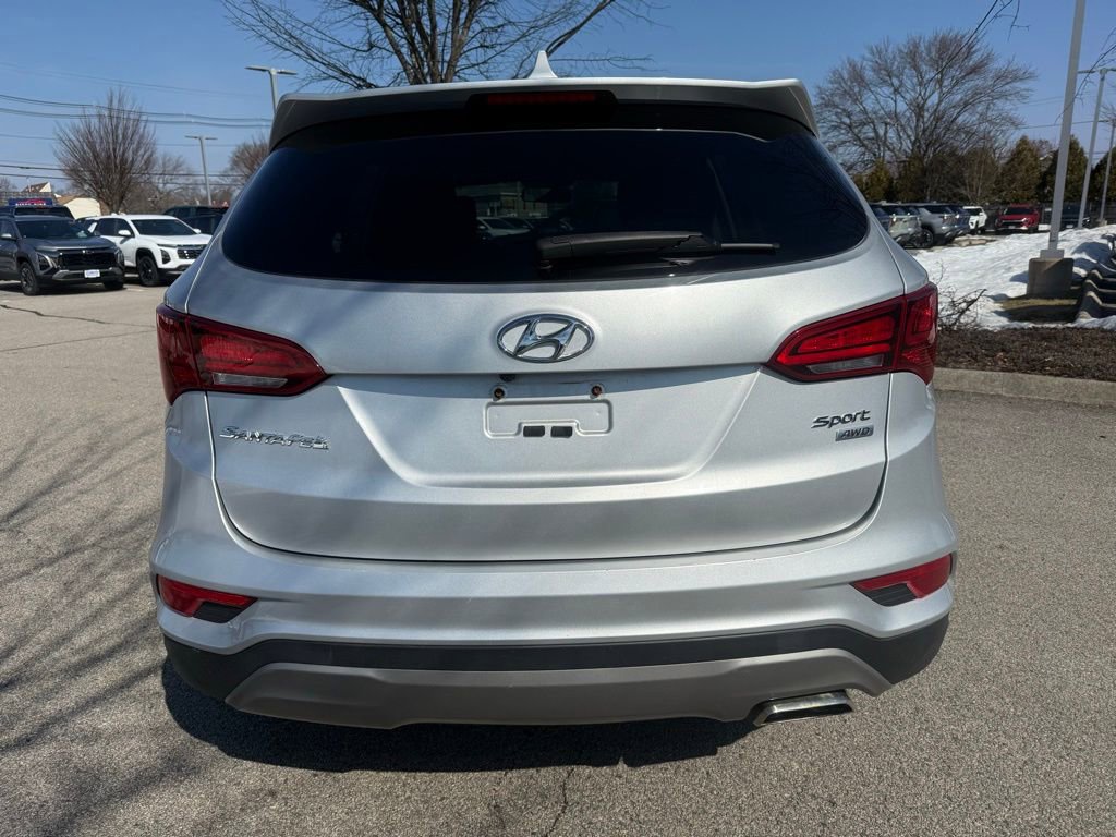 Used 2017 Hyundai Santa Fe Sport image 4
