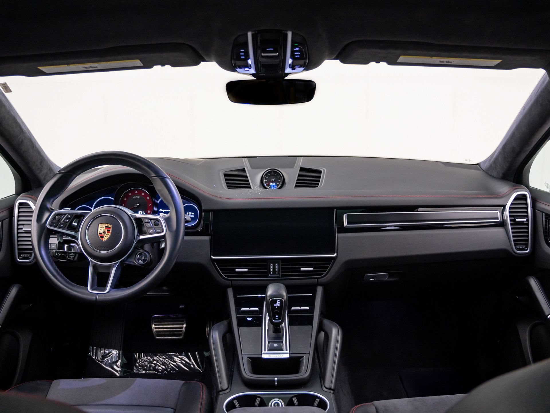 Certified 2023 Porsche Cayenne GTS AWD/4WD image 11