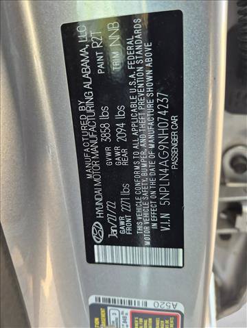 Used 2022 Hyundai Elantra SEL w/ Convenience + Premium Package FWD image 24
