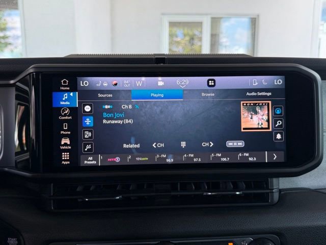 Used 2024 Jeep Wrangler Unlimited image 19