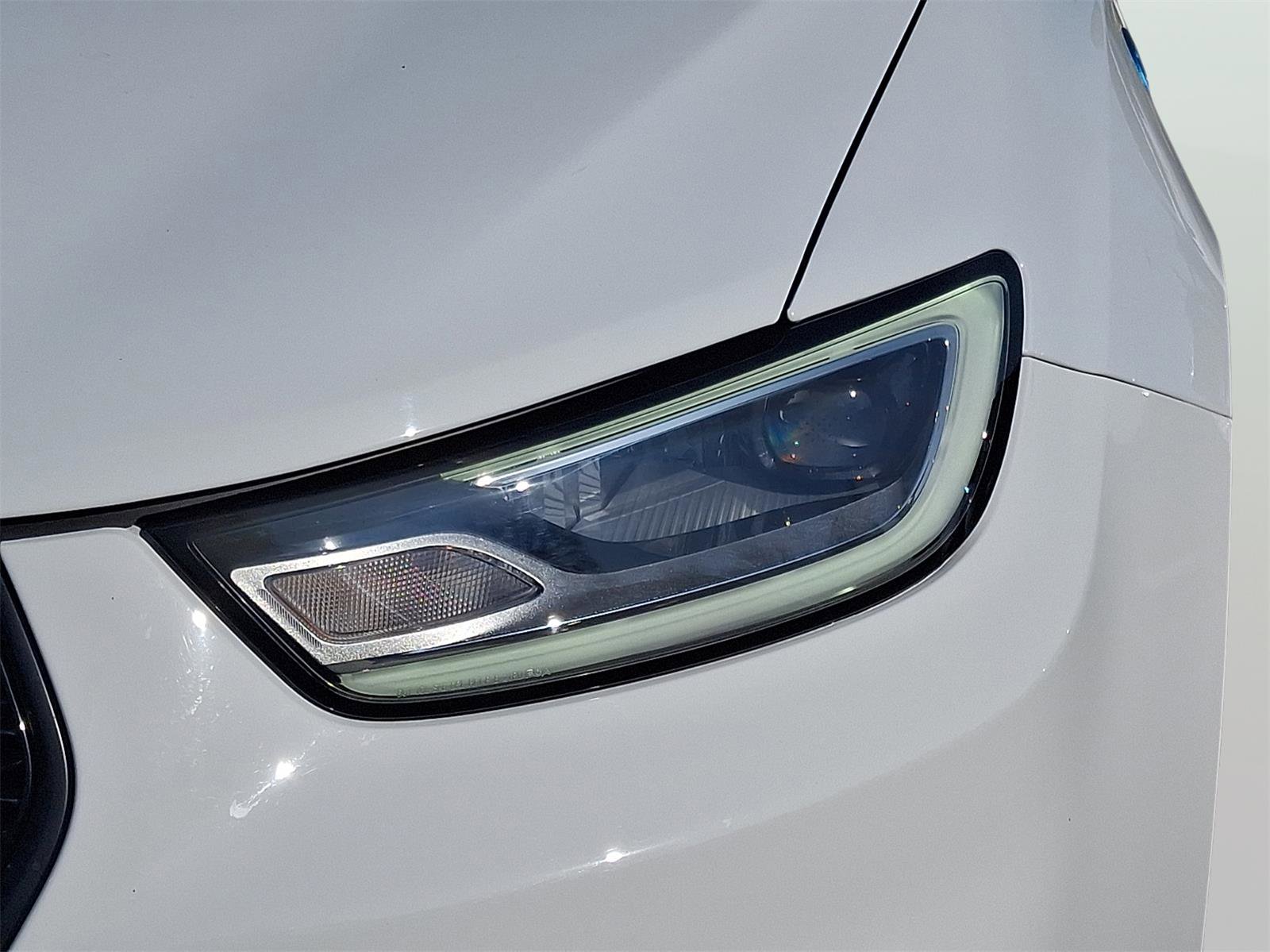 Used 2023 Chrysler Pacifica Limited w/ S Appearance Package image 17