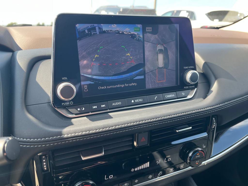Used 2023 Nissan Rogue SL FWD image 18
