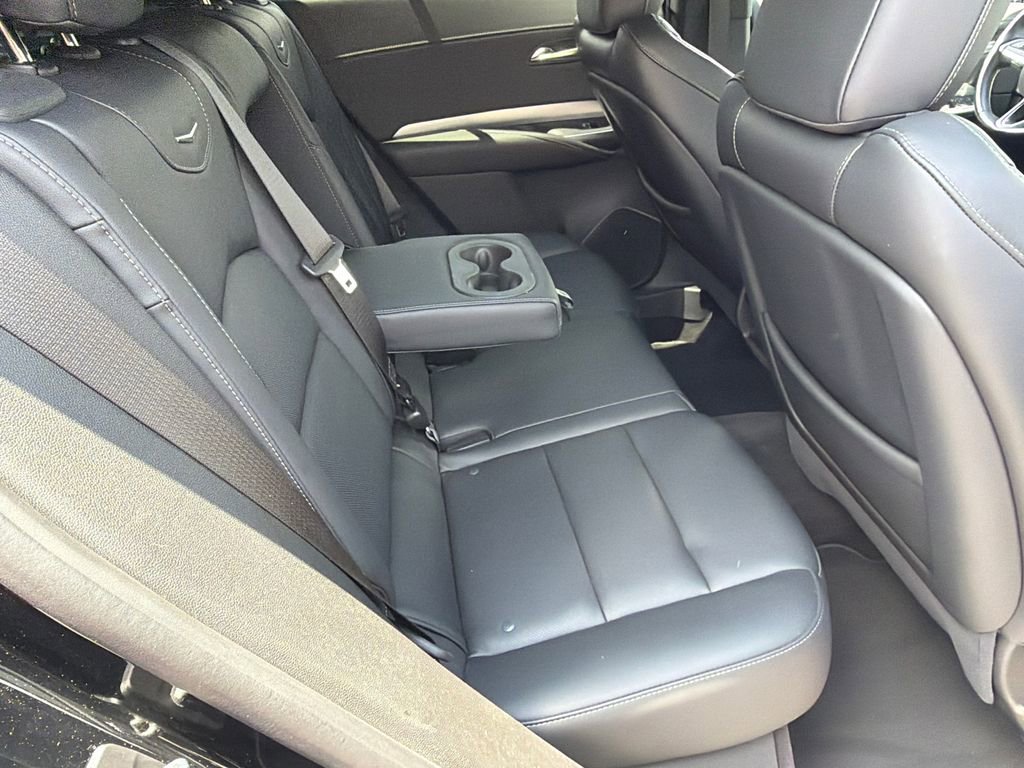 Used 2023 Cadillac XT4 Premium Luxury FWD image 15
