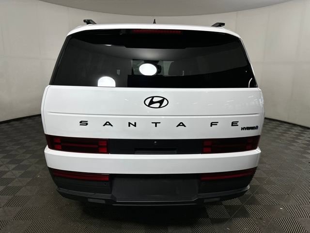 Used 2025 Hyundai Santa Fe SEL FWD image 4