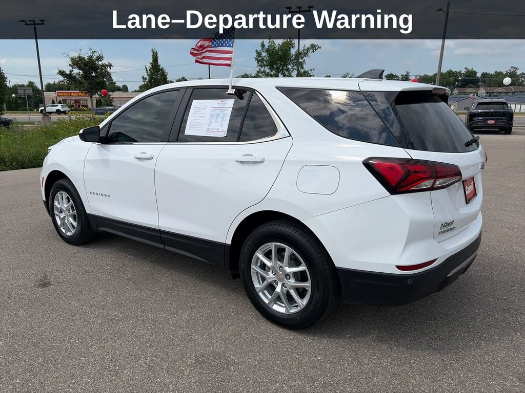Used 2024 Chevrolet Equinox LT AWD/4WD image 3